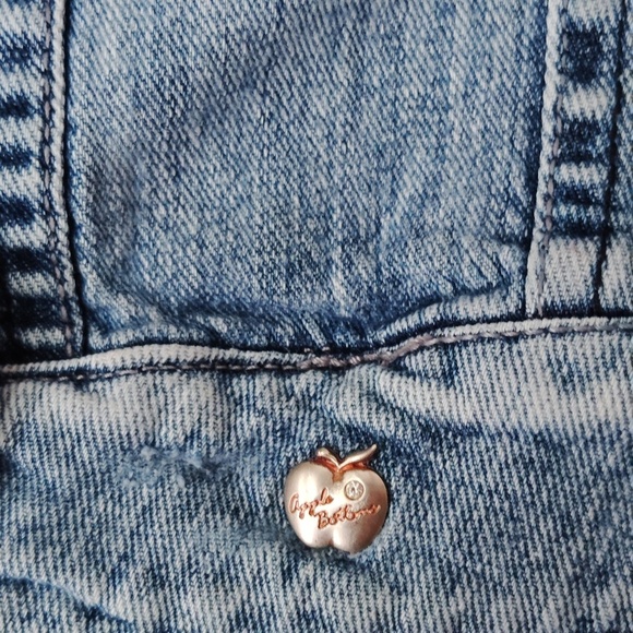 Apple Bottom Sleeveless Cropped Medium-Wash Denim Vest Size Medium - Picture 6 of 10